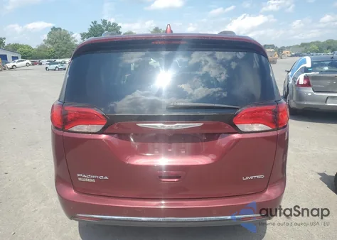 2017 Chrysler Pacifica Limited z USA, uszkodzony, nr VIN 2C4RC1GG4HR565151